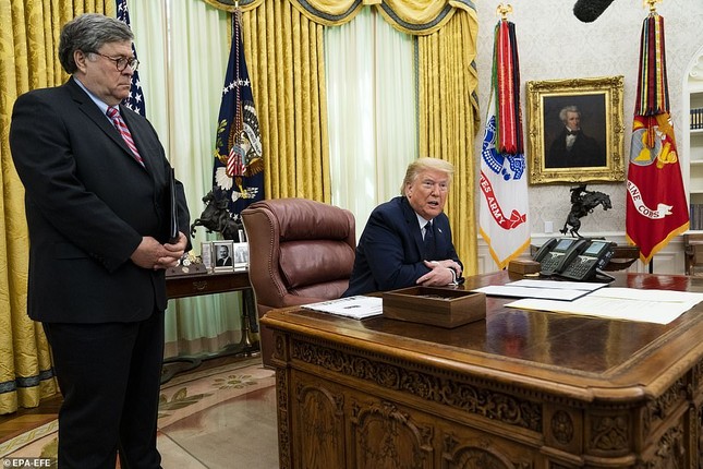Phòng Bầu dục được bài trí lại để chào đón ông Joe Biden ảnh 12