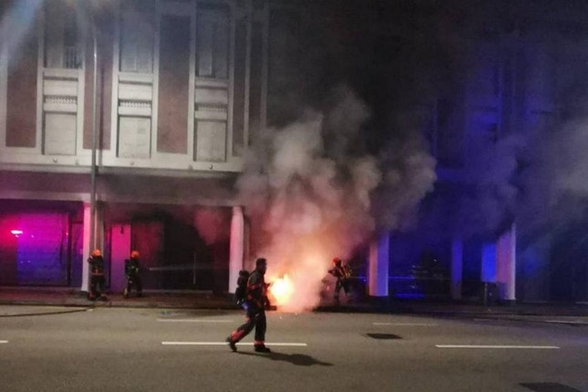 Thảm kịch Tết Nguyên đán Singapore: Xe hơi lao vào cửa hàng, 6 người thương vong ảnh 1