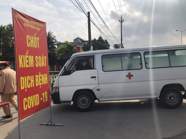 Nữ nhân viên dương tính SARS-CoV-2, phong tỏa Bệnh viện GTVT Hải Phòng ảnh 2