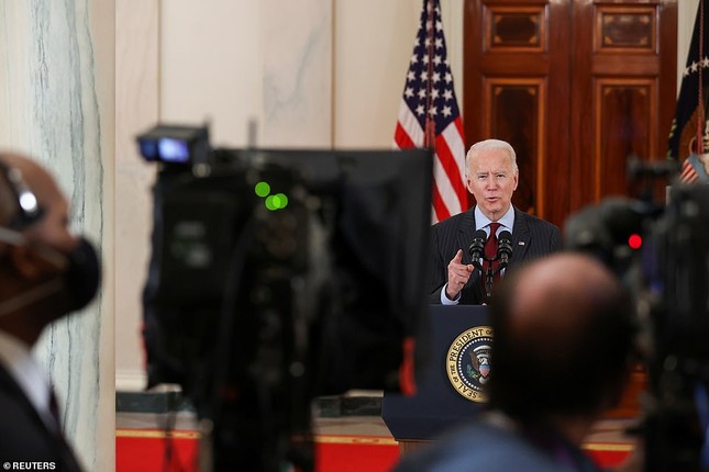 Mỹ vượt mốc 500.000 ca tử vong vì COVID-19, ông Biden tưởng niệm dưới ánh nến ảnh 6