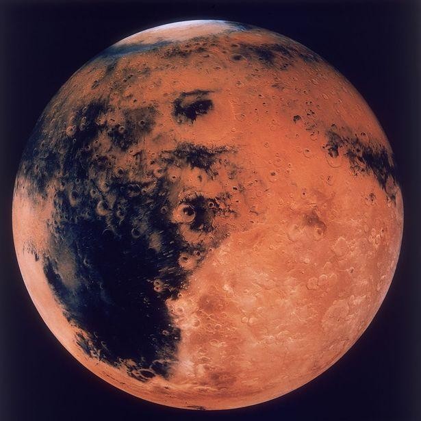 Nhà khoa học hàng đầu của NASA tuyên bố đã nhìn thấy các dấu hiệu của sự sống trên sao Hỏa ảnh 1