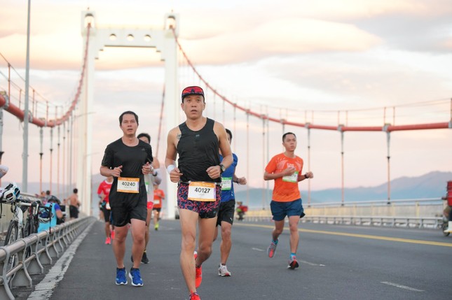 VĐV Việt Nam vô địch giải marathon Quốc tế Đà Nẵng 2019 ảnh 2