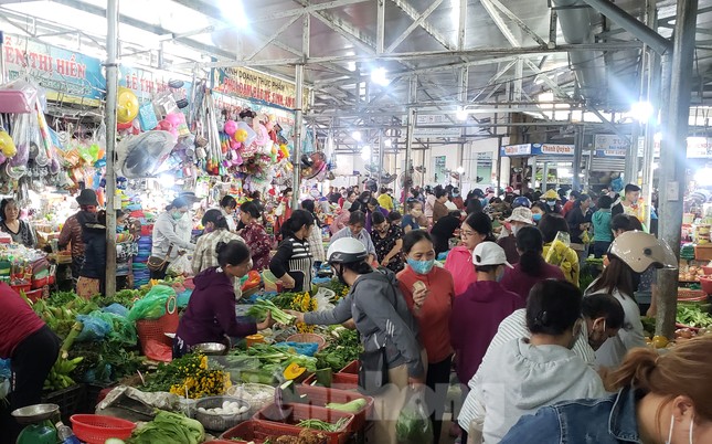 Bão 13 dữ dội nhất từ đêm nay đến sáng mai, nguy cơ ngập lụt lớn ảnh 21