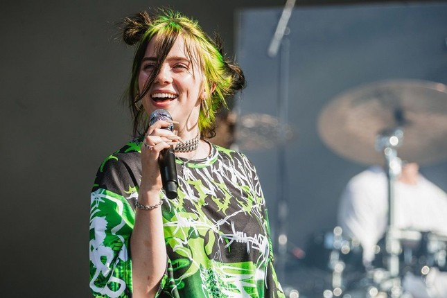 Các fan đã “săn” vé miễn phí xem Livestream Concert “Where do we go” (Billie Eilish) chưa? ảnh 3