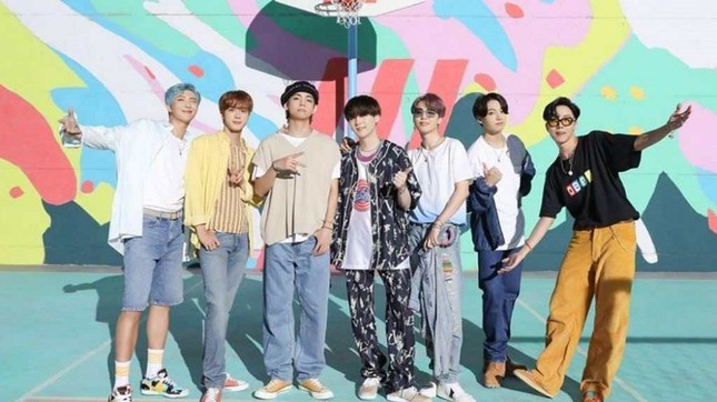 Không còn là điều bất ngờ nữa, BTS tiếp tục đạt No.1 Billboard 200 với album “BE” ảnh 3