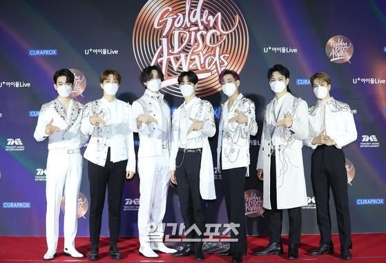 Dính “lời nguyền 7 năm”, chính thức rời JYP, tương lai GOT7 sẽ đi đâu về đâu? ảnh 1