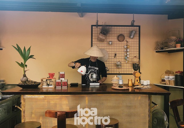 Hẹn hò Sài Gòn: Sài Gòn cà phê sữa đá độc đáo, lãng mạn và yên bình, bạn ghé chưa? ảnh 1