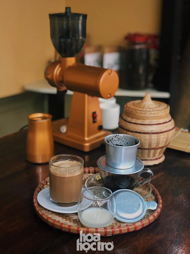Hẹn hò Sài Gòn: Sài Gòn cà phê sữa đá độc đáo, lãng mạn và yên bình, bạn ghé chưa? ảnh 8