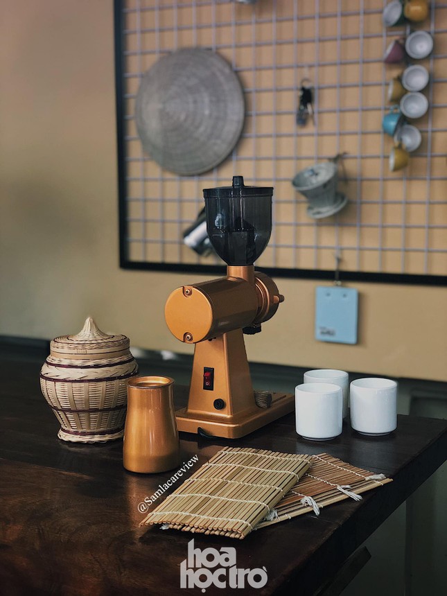 Hẹn hò Sài Gòn: Sài Gòn cà phê sữa đá độc đáo, lãng mạn và yên bình, bạn ghé chưa? ảnh 6