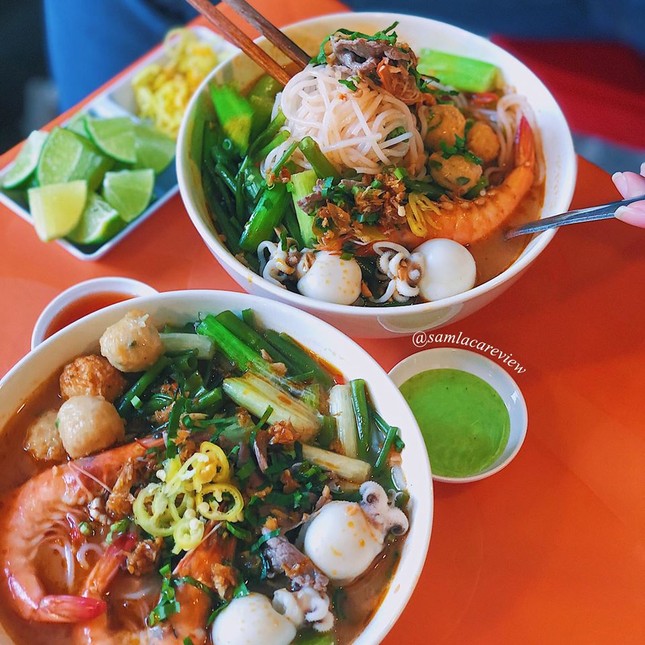 Hẹn hò Sài Gòn: Cơm và bún ngon thế này, không ăn hơi uổng đó bạn! ảnh 12