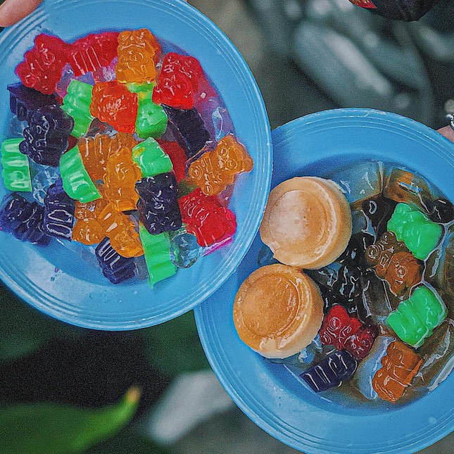 Bánh tráng chiên trứng độc đáo sánh đôi cùng flan màu mè nhất Sài Gòn ảnh 5