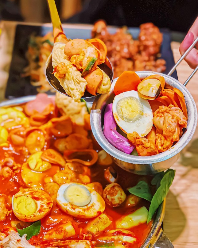 Buffet Hàn chuẩn vị và ẩm thực trời Âu ngon mê li với steak, pasta cùng không gian lãng mạ ảnh 2