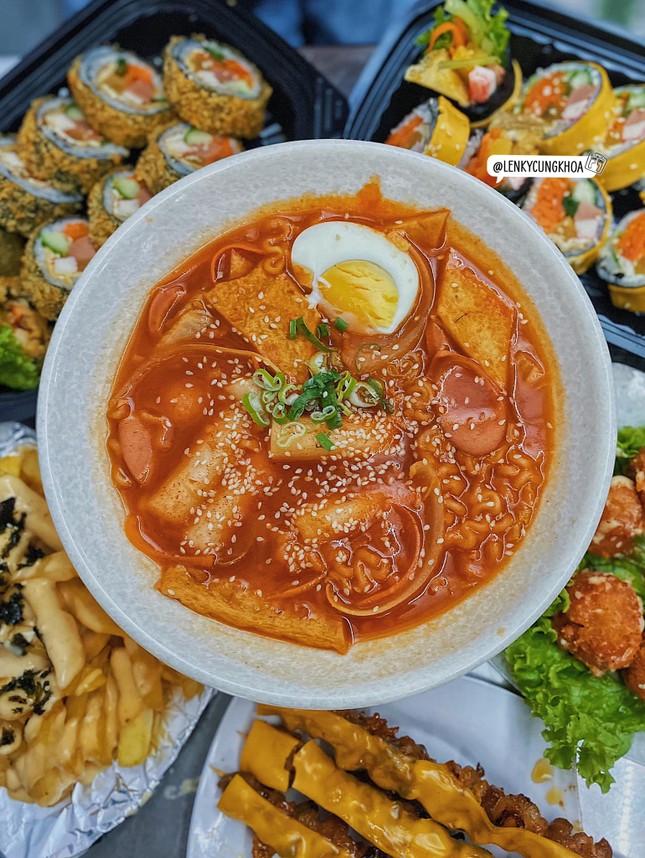 Hẹn hò Sài Gòn: Cầm 100K mà có thể ăn ngon ăn no lại nhiều món, ở đâu bây giờ? ảnh 6