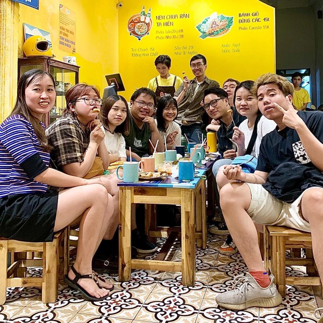 Khám phá những hàng quán quà vặt chuẩn vị Hà Nội "ăn bao nghiền" tại Sài Gòn ảnh 7