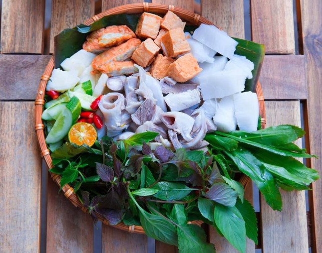 Khám phá những hàng quán quà vặt chuẩn vị Hà Nội "ăn bao nghiền" tại Sài Gòn ảnh 10
