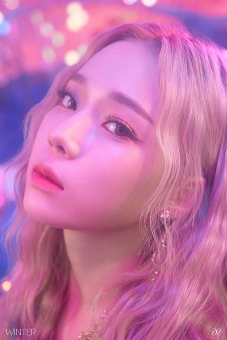 Ngắm ảnh pre-debut của nhóm nhạc nữ mới aespa nhà SM: Lấy lại niềm tin nhan sắc được chưa? ảnh 31