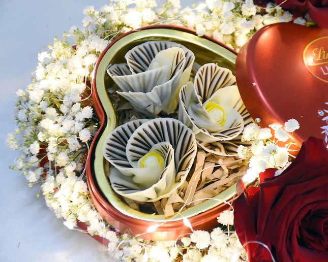 3 mẫu quà tặng Valentine độc đáo giữa mùa dịch Covid-19 ảnh 10