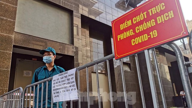 Phong tỏa tạm thời tòa nhà 97-99 Láng Hạ vì nữ nhân viên 9X dương tính với SARS-CoV-2 ảnh 9