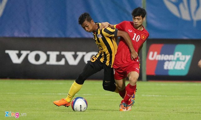 Công Phượng rực sáng, U23 Việt Nam thắng đậm Malaysia ảnh 1