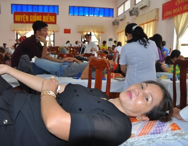 Nhiều tấm gương đẹp ở ngày hội hiến máu Kiên Giang ảnh 2