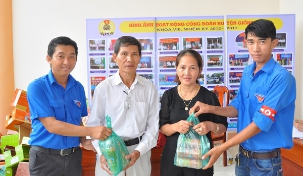Nhiều tấm gương đẹp ở ngày hội hiến máu Kiên Giang ảnh 1
