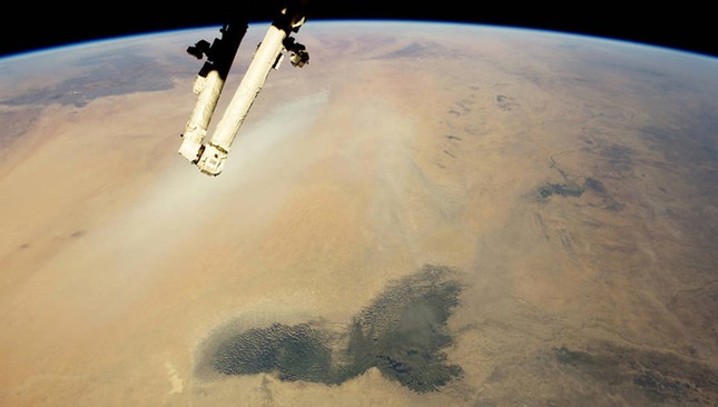 NASA công bố 15 hình ảnh ấn tượng nhất về trái đất năm 2015 ảnh 1