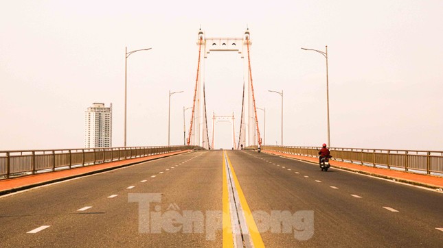 Cảnh 'vắng lặng như tờ' trong ngày Đà Nẵng tròn 45 năm giải phóng thành phố ảnh 14