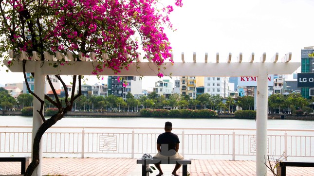Cảnh 'vắng lặng như tờ' trong ngày Đà Nẵng tròn 45 năm giải phóng thành phố ảnh 8