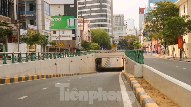 Cảnh 'vắng lặng như tờ' trong ngày Đà Nẵng tròn 45 năm giải phóng thành phố ảnh 5