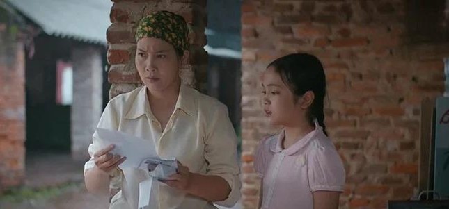 "Thương Ngày Nắng Về" có chi tiết lấy nước mắt khán giả giống hệt "Hương Vị Tình Thân" ảnh 2