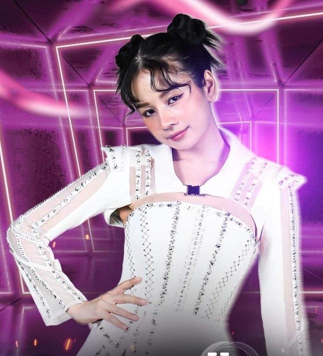 Rap Việt 2021 lại vướng nghi vấn đạo nhái: Trang phục của DJ Mie quá giống Winter (aespa)? ảnh 1
