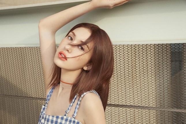 Khoe xe sang trên show thực tế, Jeon Somi bị chê “không quyên góp mà mải khoe của” ảnh 2