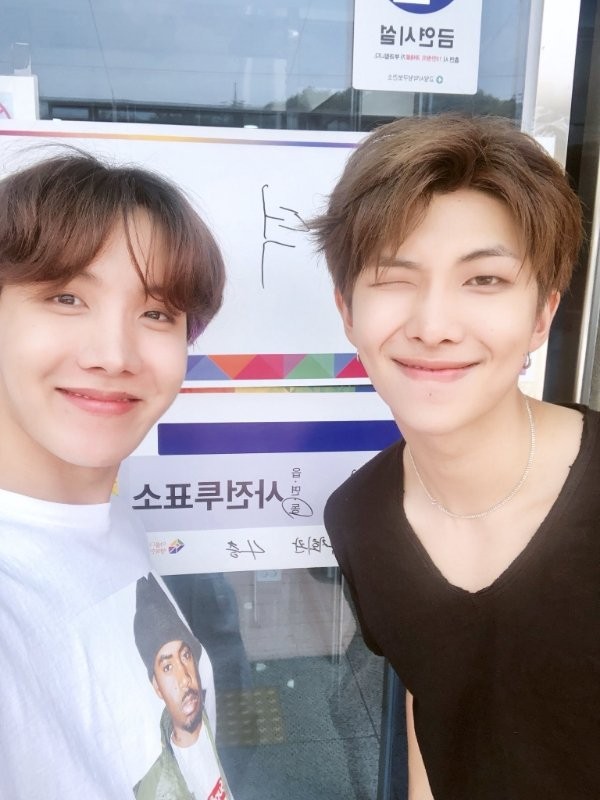 RM (BTS) khiến antifan bị nghiệp quật, chuyển từ ghét sang “trúng tiếng sét” như thế nào? ảnh 2