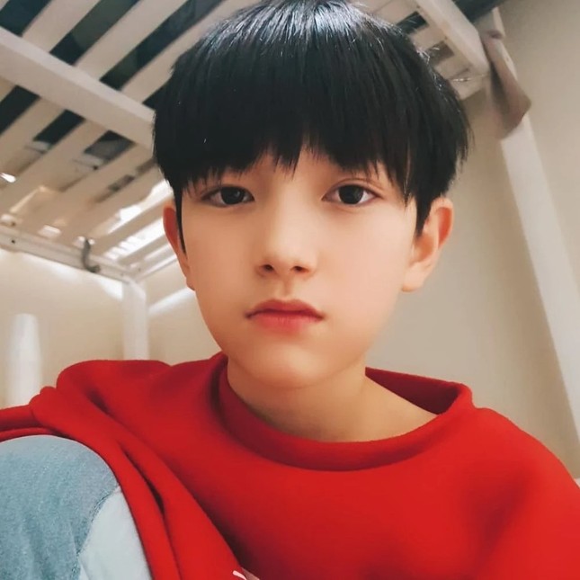 Thực tập sinh 11 tuổi nhà SM khiến fangirl chỉ biết thốt lên: “Bé ơi lớn nhanh chị chờ!” ảnh 1