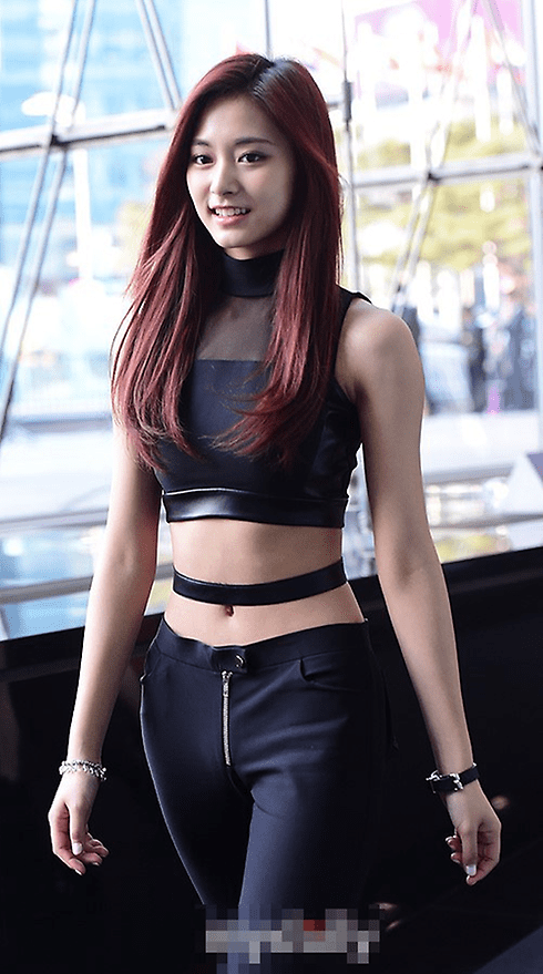 Bí quyết giữ dáng đẹp của Tzuyu (TWICE) cực đơn giản nhưng sao rất ít người làm theo được? ảnh 1