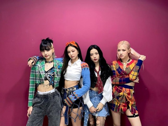 Đến Rosé cũng như teen tụi mình, có ngày rơi vào cảnh tê tái cõi lòng vì mua đồ bị hớ ảnh 1