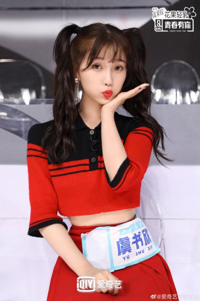 Đến cả “thánh lố” Ngu Thư Hân cũng không thoát khỏi quy luật khắc nghiệt này của showbiz ảnh 1