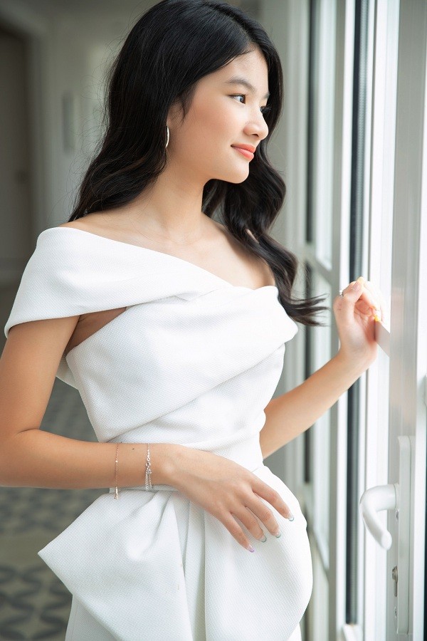 12 tuổi đã xinh đẹp xuất sắc, con gái Trương Ngọc Ánh đúng là “Hoa hậu tương lai”! ảnh 2