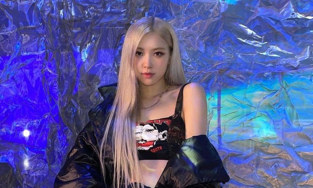 Hội “thánh sold-out” của BLACKPINK có thêm Rosé: Từ đầu năm đã 6 lần gây “cháy hàng” ảnh 1