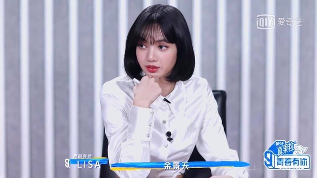 Biến căng: Đã xảy ra chuyện nghiêm trọng gì mà fan Lisa đồng loạt nổi giận với YG Ent? ảnh 3