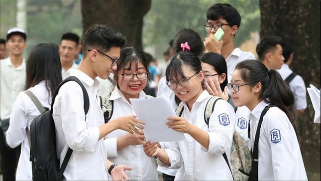 Bạn có thuộc 3 nhóm đối tượng được miễn tất cả bài thi tốt nghiệp THPT 2020? ảnh 1