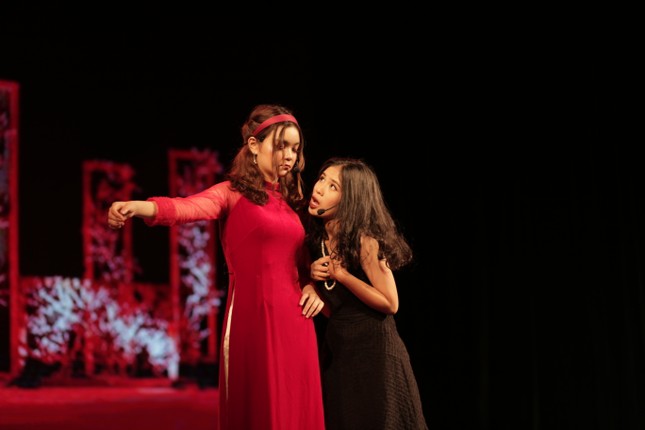CLB Life's So Drama: Nơi đam mê kịch nghệ của teen Amsers được chắp cánh ảnh 3