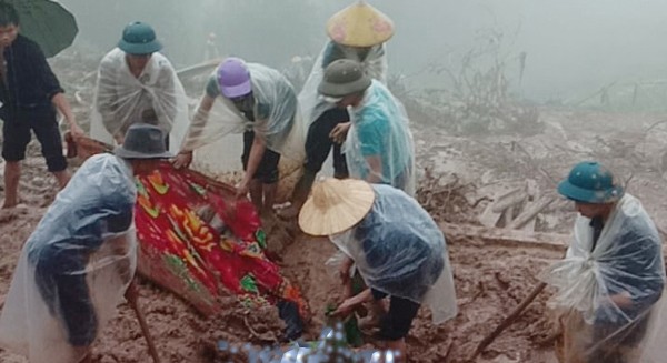 Mưa ngập bất thường ở Hà Giang: Khẩn cấp di dân đến nơi an toàn ảnh 1