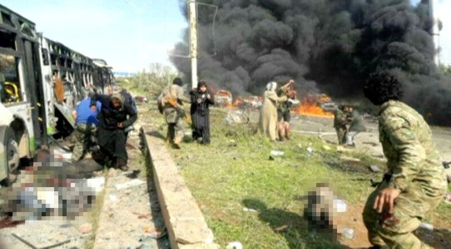 Syria: Đánh bom đoàn xe sơ tán, 70 người thiệt mạng ảnh 1