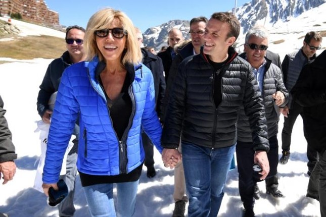 Chuyện tình kỳ lạ của ứng viên Tổng thống Pháp Macron ảnh 3