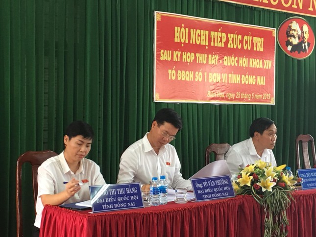 Giang hồ vây xe chở công an: Đề nghị xử nghiêm đại tá về hưu nếu sai phạm ảnh 1