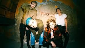 Không chỉ giai điệu, ca từ trong album mới của 5 Seconds of Summer cũng rất xuất sắc! ảnh 2