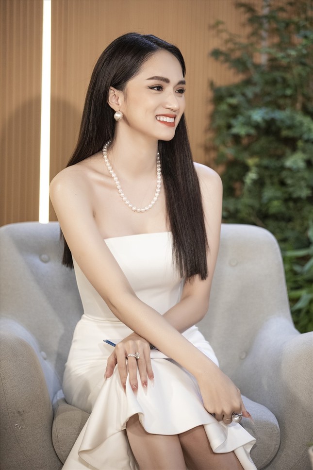 Phản ứng của nghệ sĩ Trung Dân khi bị nhắc lại chuyện ồn ào trước đây với Hương Giang ảnh 3