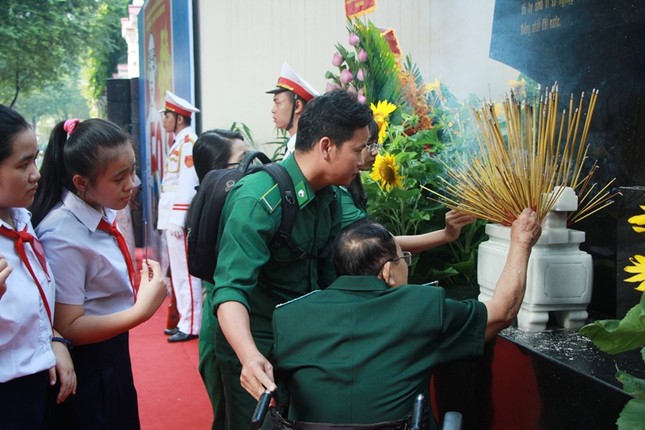 Khánh thành Bia tưởng niệm Đội 5 Biệt động Sài Gòn ảnh 4