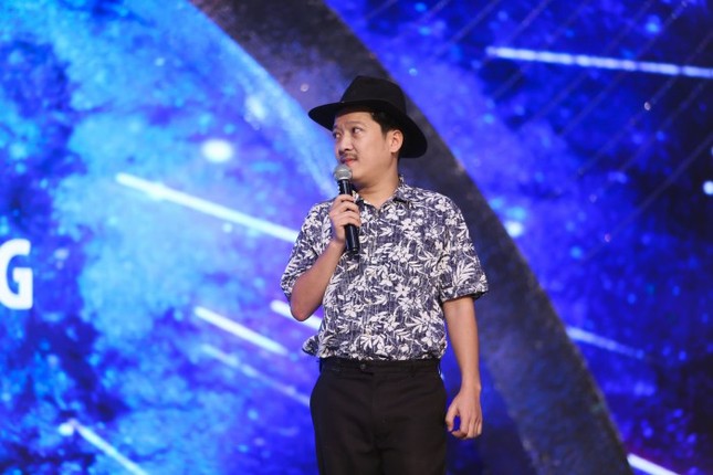 Nhã Phương - Trường Giang 'đường ai nấy đi' tại sự kiện ảnh 4